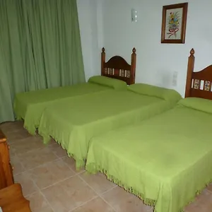 Hostal Cortes Guest house